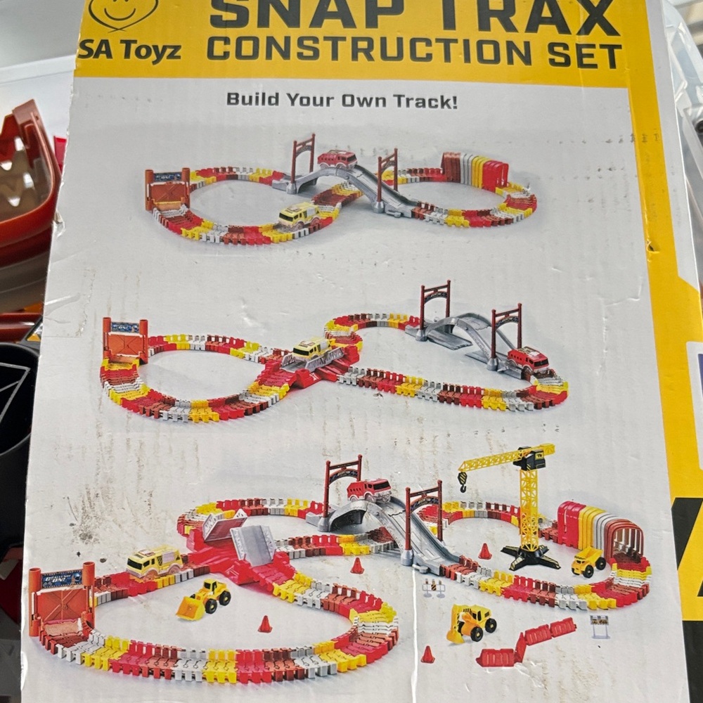 Snap Trax Construction Building Set